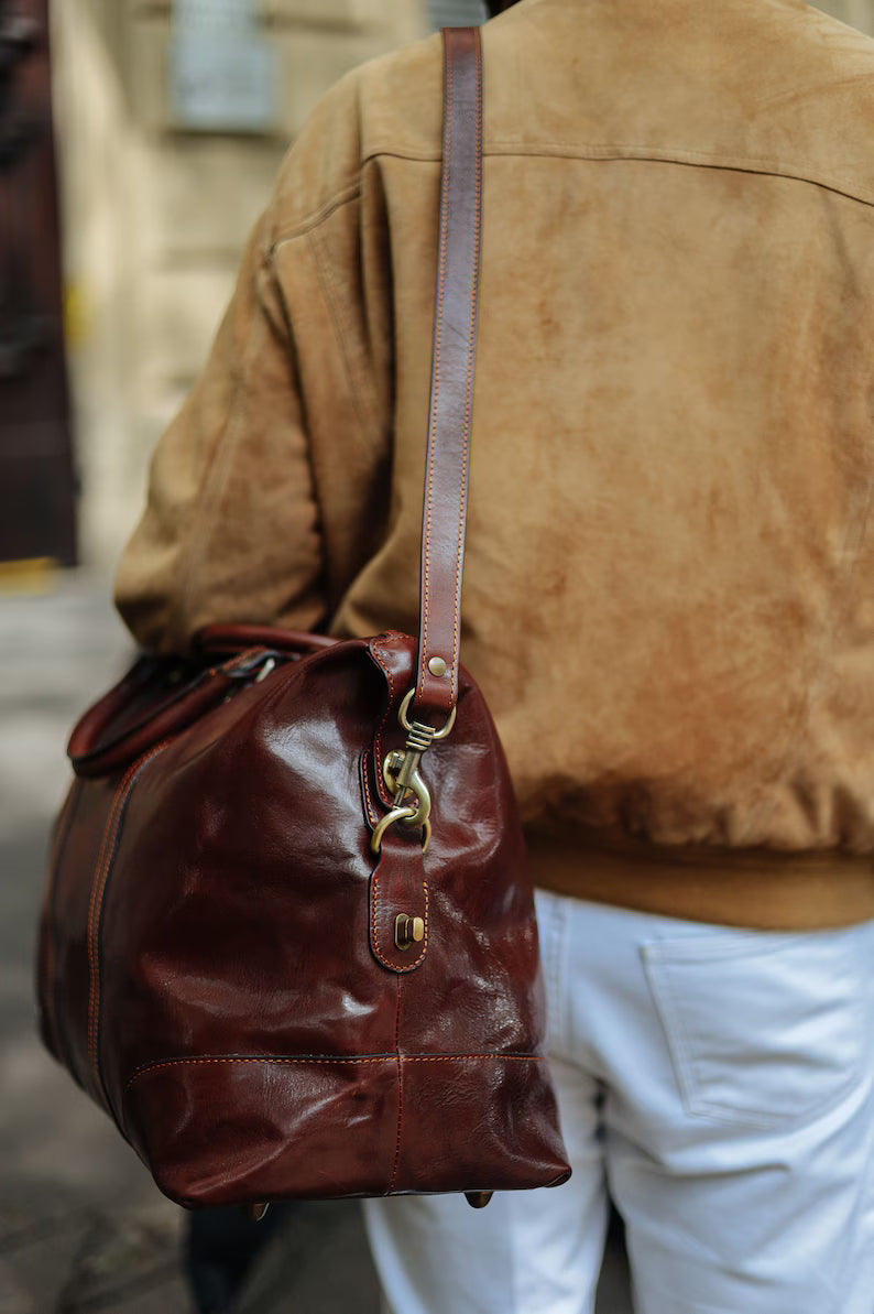 Borsone da Viaggio in Pelle Vintage – Elegante, Capiente e Resistente
