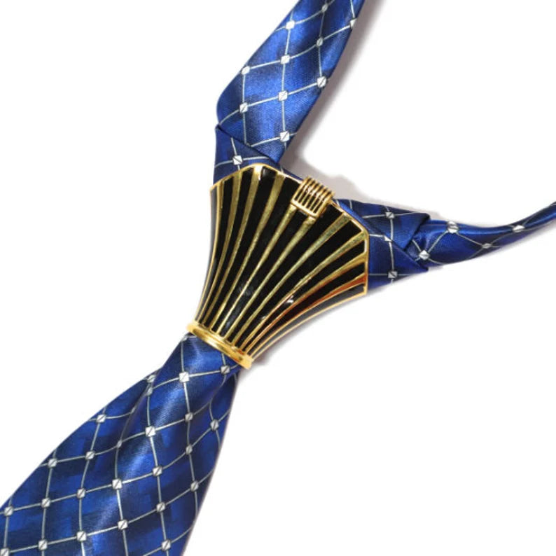 Cravatta Elegante con Fermacravatta – Set Premium per Uomo