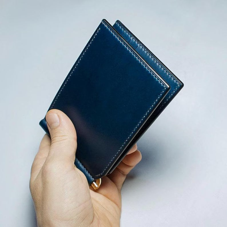 Portafoglio con Fermasoldi in Pelle – Compatto, Elegante e Moderno
