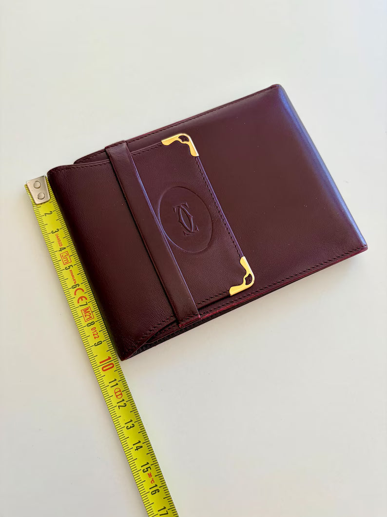 Portafoglio in Pelle Premium con Fascia Elastica – Elegante e Compatto