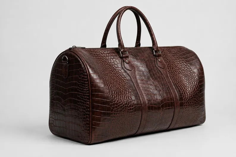 Borsone da Viaggio in Pelle Effetto Coccodrillo – Eleganza e Grande Capacità