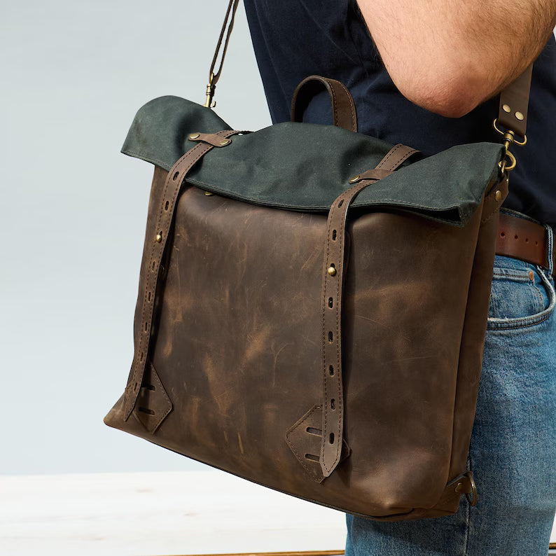 Zaino Roll-Top in Pelle e Tela Cerata – Vintage Elegante e Capiente